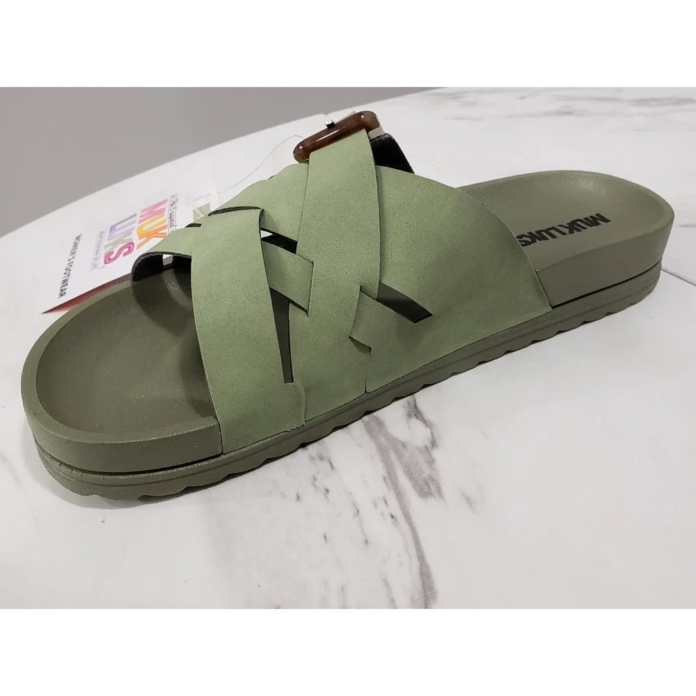 NEW NO BOX Size 9 Muk Luks Grand Cayman‎ Women's Sandals Light Olive Green Gold